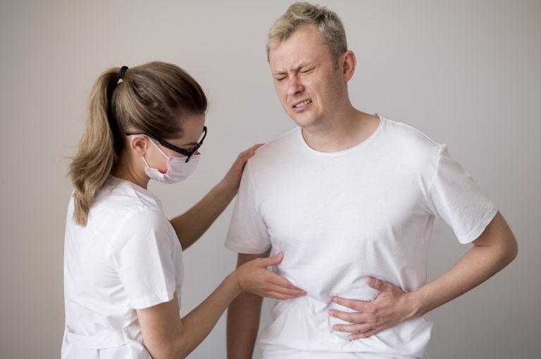 A esteatose hepática aumenta a chance de infarto. Controle seus fatores de risco com Dra Renata Reis cardiologista em Garanhuns e evite o infarto.